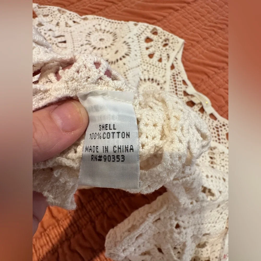 Ivory Crochet Crop Top - Large